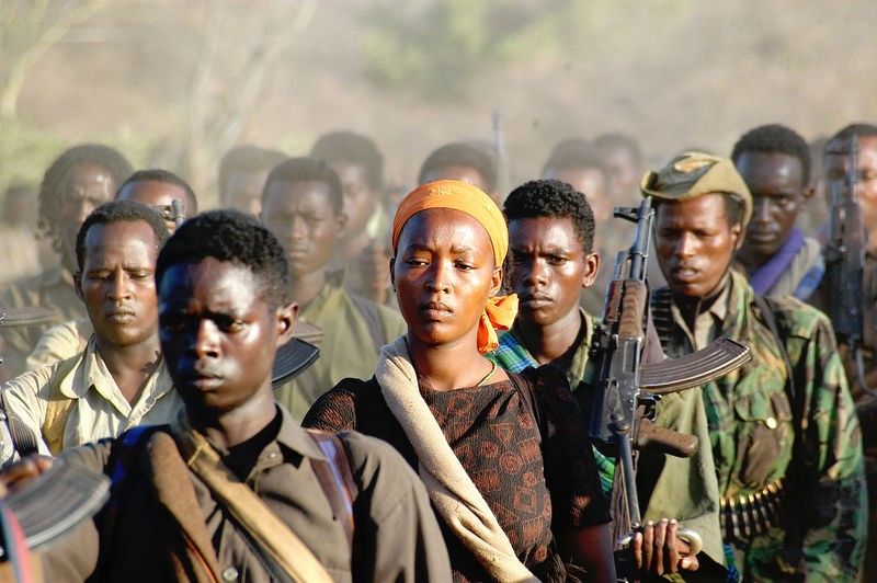 Oromo Liberation Front rebels march. Photo by Jonathan Alpeyrie, 2006. Licensed under Creative Commons Attribution ShareAlike 3.0 Licence: https://creativecommons.org/licenses/by-sa/3.0/